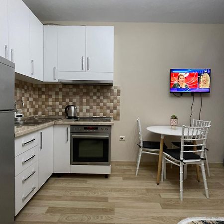 Comfort Apartment City Center Tirana Kültér fotó
