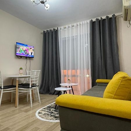 Comfort Apartment City Center Tirana Kültér fotó